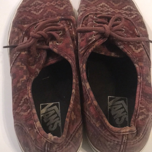 Vans - Picture 5 of 7